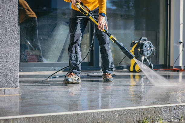 Best Parking Lot and Garage Cleaning  in Bloomington, CA